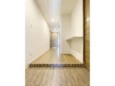 玄関 ※写真・画像は実際と異なる場合がございます。部屋写真は同一タイプのものです。（ただし、画像中にタイプ名の記載がある場合はその記載内容を優先します。）