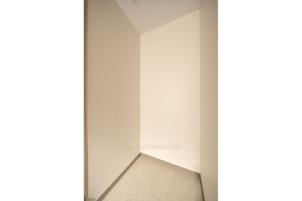 TAKANAWA GATEWAY CITY RESIDENCEの写真 デリバリートランクルーム※画像は同タイプの1002号室（SWタイプ・スノーグレージュ）です。階数・カラータイプが異なる場合があります。 ※10階の同じ間取タイプを撮影。仕様が異なることがあります。