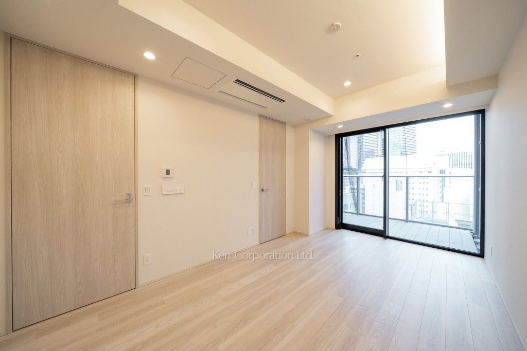 TAKANAWA GATEWAY CITY RESIDENCEの写真 マスターベッドルーム※画像は同タイプの1001号室（SXタイプ・スノーグレージュ）です。階数・カラータイプが異なる場合があります。 ※10階の同じ間取タイプを撮影。仕様が異なることがあります。