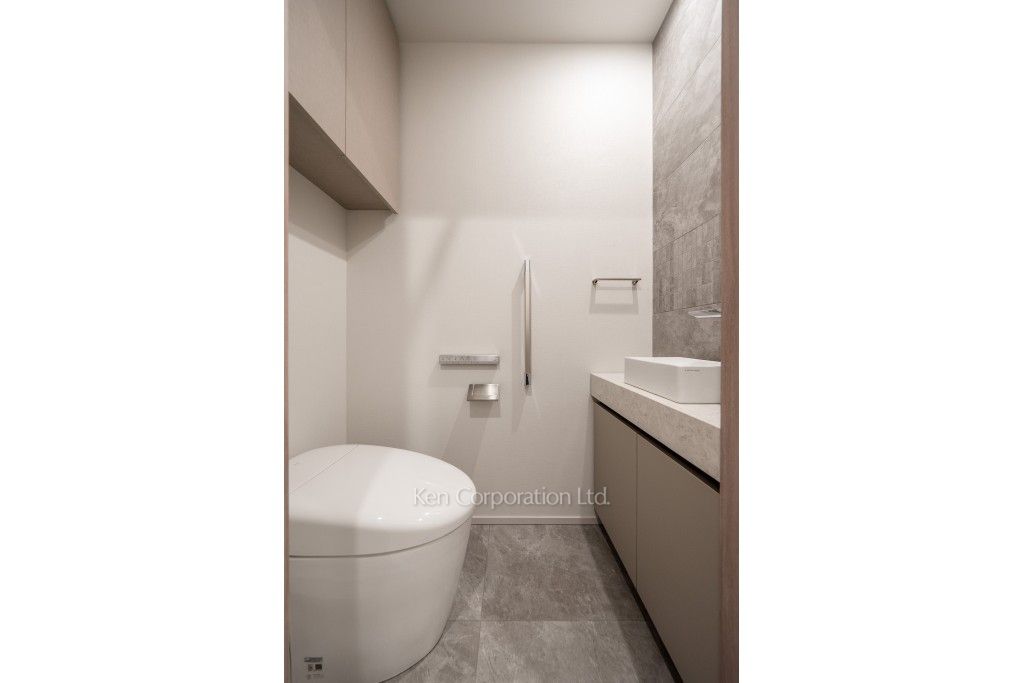 TAKANAWA GATEWAY CITY RESIDENCEの写真 トイレ※画像は同タイプの801号室（RXタイプ・モカグレージュ）です。階数・カラータイプが異なる場合があります。 ※8階の同じ間取タイプを撮影。仕様が異なることがあります。