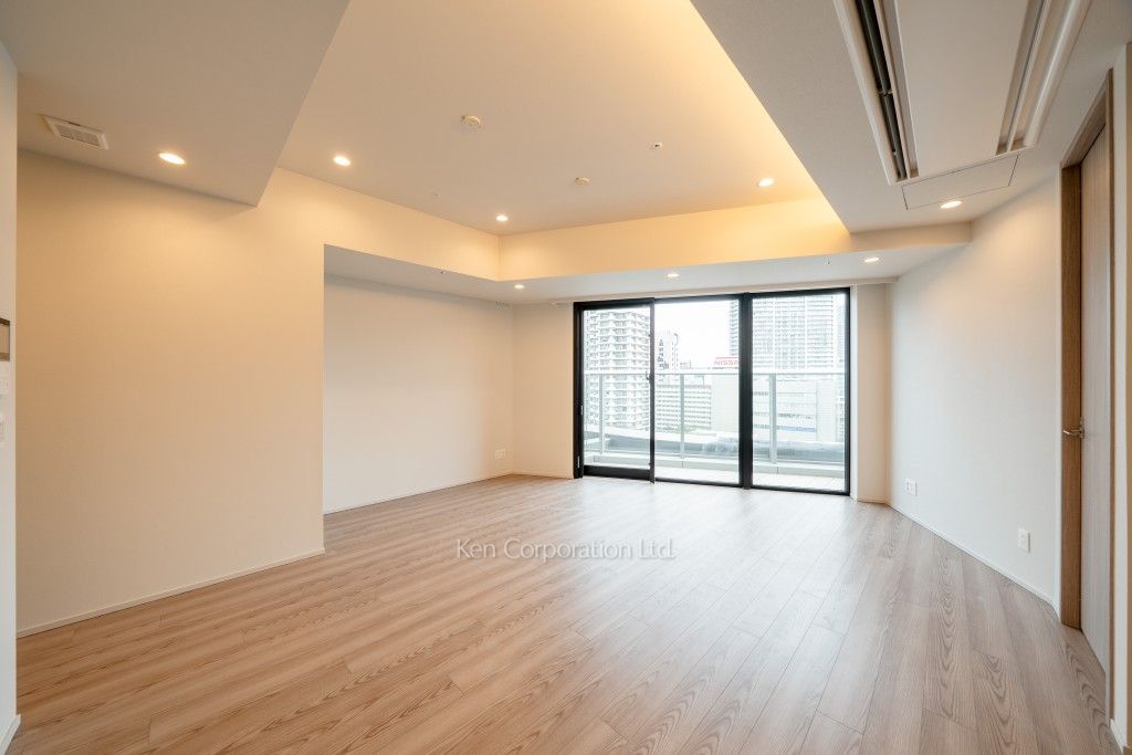 TAKANAWA GATEWAY CITY RESIDENCEの写真 リビングダイニング※画像は同タイプの824号室（RAタイプ・モカグレージュ）です。階数・カラータイプが異なる場合があります。 ※8階の同じ間取タイプを撮影。仕様が異なることがあります。