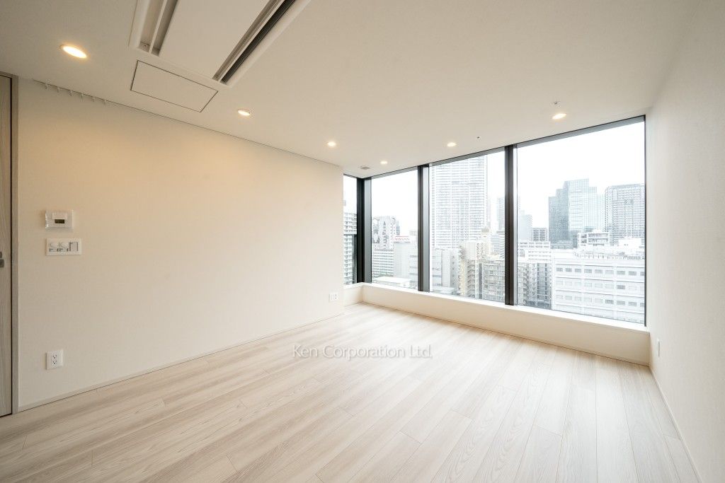 TAKANAWA GATEWAY CITY RESIDENCEの写真 マスターベッドルーム※画像は同タイプの1019号室（SFタイプ・スノーグレージュ）です。階数・カラータイプが異なる場合があります。 ※10階の同じ間取タイプを撮影。仕様が異なることがあります。