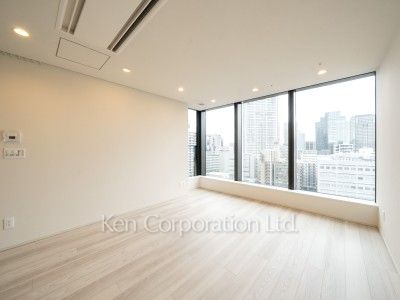 マスターベッドルーム※画像は同タイプの1019号室（SFタイプ・スノーグレージュ）です。階数・カラータイプが異なる場合があります。 ※10階の同じ間取タイプを撮影。仕様が異なることがあります。