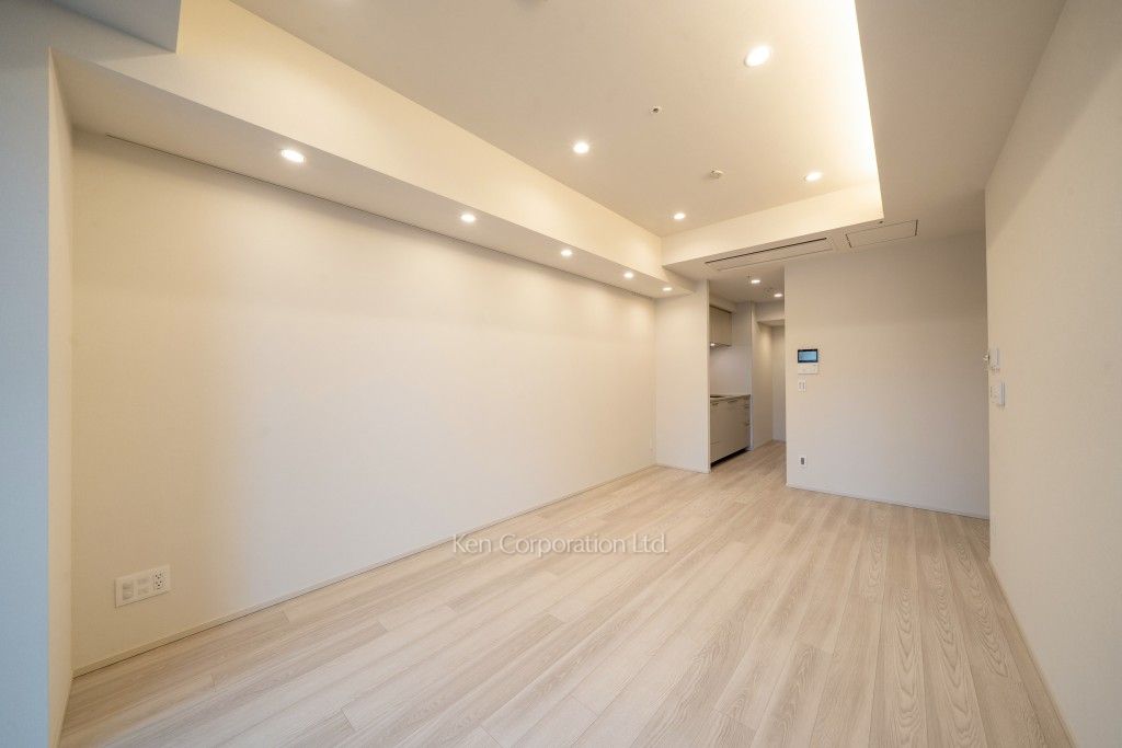 TAKANAWA GATEWAY CITY RESIDENCEの写真 リビングダイニング※画像は同タイプの1016号室（SIタイプ・スノーグレージュ）です。階数・カラータイプが異なる場合があります。 ※10階の同じ間取タイプを撮影。仕様が異なることがあります。