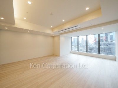 TAKANAWA GATEWAY CITY RESIDENCEの写真 リビングダイニング※画像は同タイプの1014号室（SKタイプ・スノーグレージュ）です。階数・カラータイプが異なる場合があります。 ※10階の同じ間取タイプを撮影。仕様が異なることがあります。