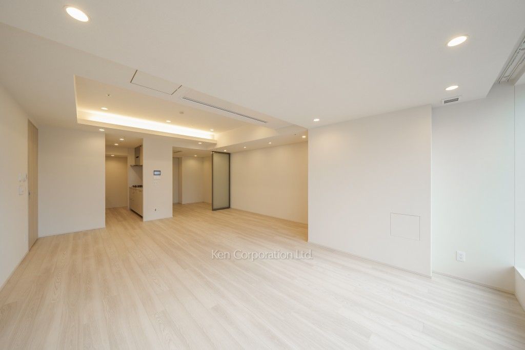 TAKANAWA GATEWAY CITY RESIDENCEの写真 リビングダイニング※画像は同タイプの1014号室（SKタイプ・スノーグレージュ）です。階数・カラータイプが異なる場合があります。 ※10階の同じ間取タイプを撮影。仕様が異なることがあります。