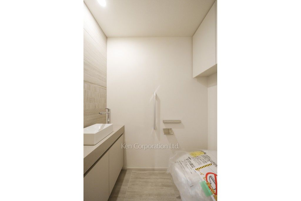 TAKANAWA GATEWAY CITY RESIDENCEの写真 トイレ※画像は同タイプの1013号室（SLタイプ・スノーグレージュ）です。階数・カラータイプが異なる場合があります。 ※10階の同じ間取タイプを撮影。仕様が異なることがあります。