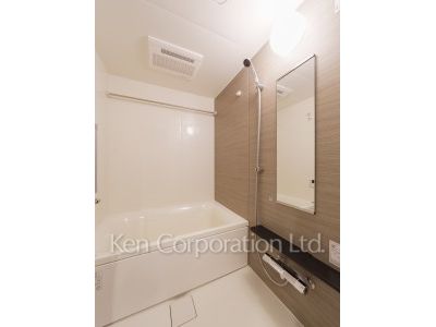 デュオフラッツ池尻大橋の写真 バスルーム ※12階の同じ間取タイプを撮影。仕様が異なることがあります。