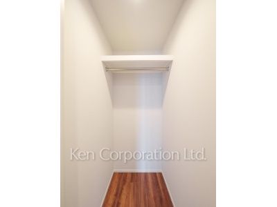 三田ガーデンヒルズ サウスヒルの写真 ウォークインクローゼット