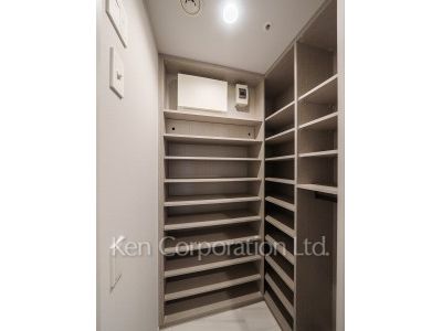 三田ガーデンヒルズ サウスヒルの写真 シューズインクローゼット