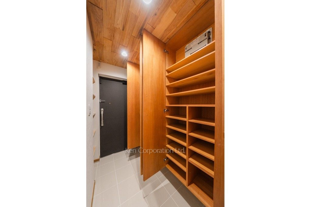 西麻布ホームズの写真 シューズクローゼット