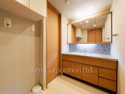 パウダールーム