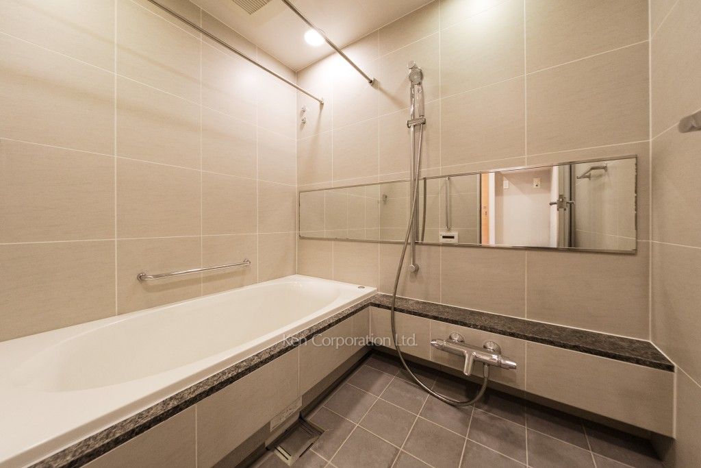 ミッドガーデン赤坂氷川の写真 バスルーム