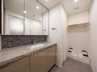 パウダールーム