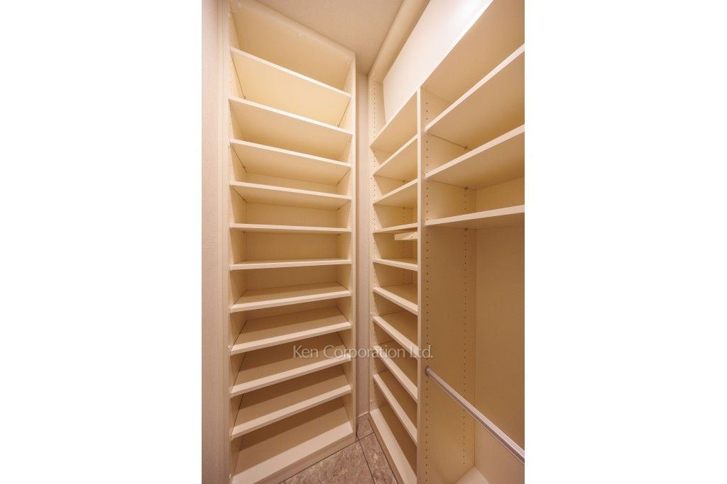 HARUMI FLAG PARK VILLAGEの写真 シューズインクローゼット