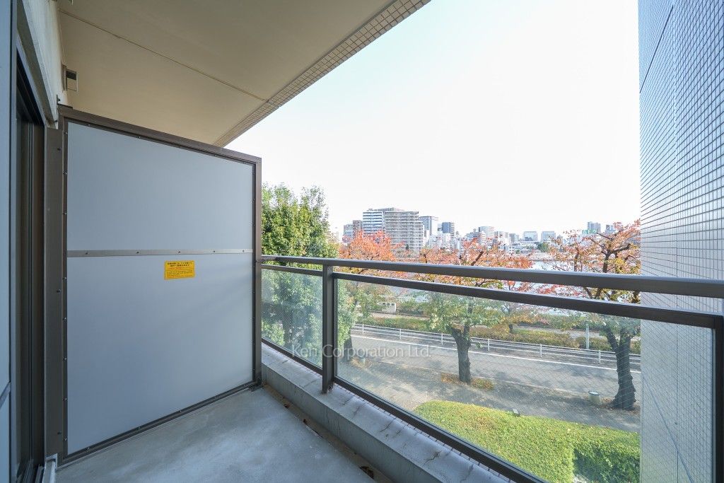 隅田リバーサイドタワーの写真 バルコニー