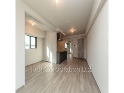 Le UnDeux南青山の写真 リビングダイニング ※写真・画像は実際と異なる場合がございます。部屋写真は同一タイプのものです。（ただし、画像中にタイプ名の記載がある場合はその記載内容を優先します。）