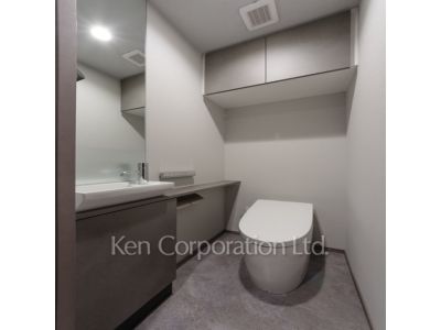 Le UnDeux南青山の写真 トイレ ※写真・画像は実際と異なる場合がございます。部屋写真は同一タイプのものです。（ただし、画像中にタイプ名の記載がある場合はその記載内容を優先します。）