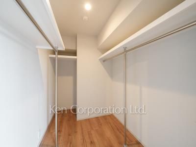 Le UnDeux南青山の写真 ウォークインクローゼット ※9階の同じ間取タイプを撮影。仕様が異なることがあります。