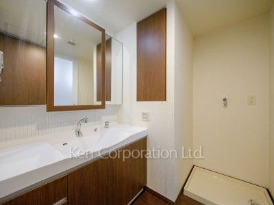 パウダールーム