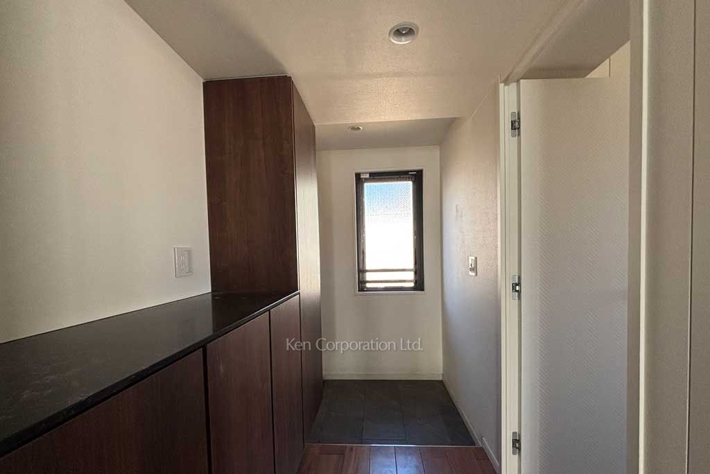 イニシア高輪プレシアスコートの写真 玄関