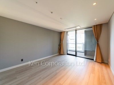 マスターベッドルーム