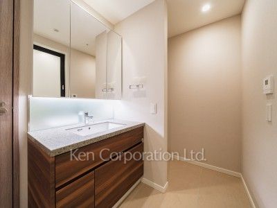 パウダールーム