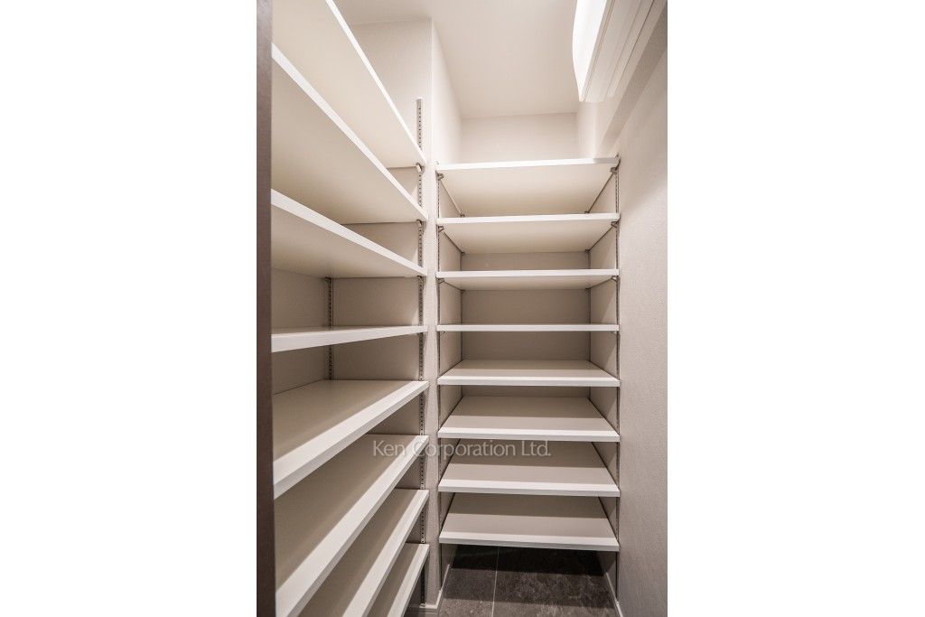 プラウド渋谷東の写真 シューズインクローゼット