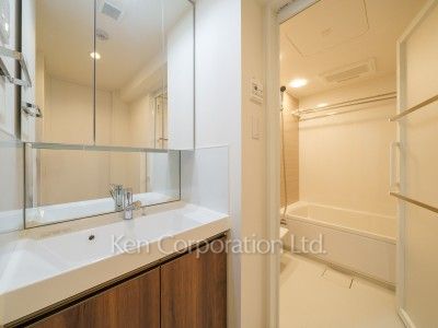 アジールコート都立大学の写真 パウダールーム ※1階の同じ間取タイプを撮影。仕様が異なることがあります。