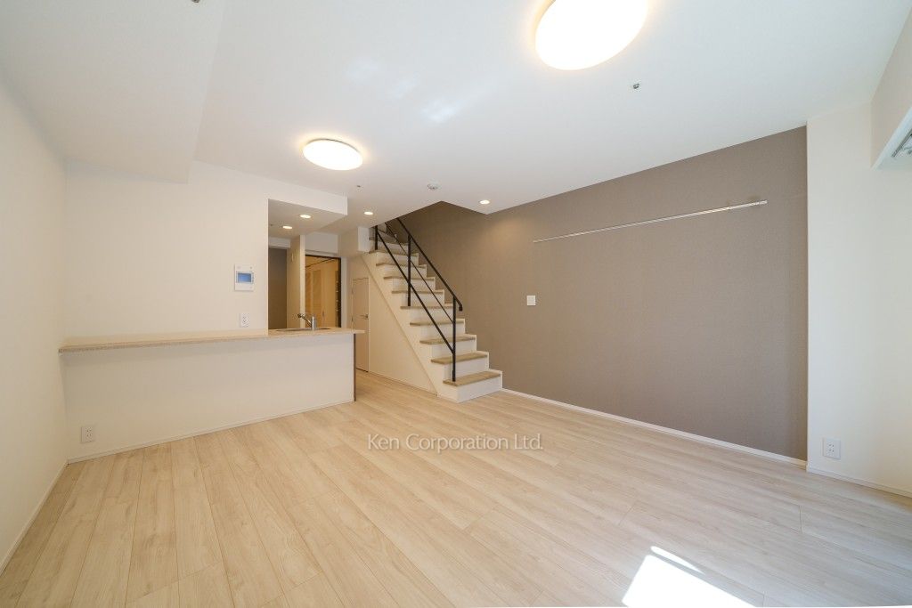 アジールコート都立大学の写真 居室（LDなど） ※1階の同じ間取タイプを撮影。仕様が異なることがあります。