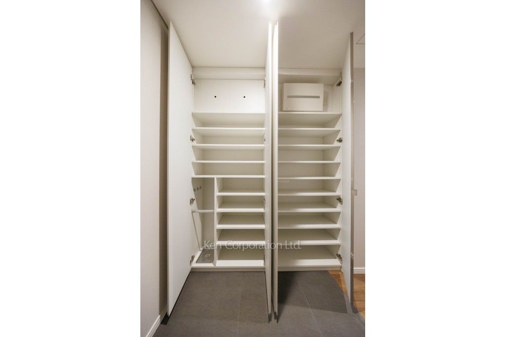 麻布台ヒルズ レジデンスBの写真 シューズクローゼット