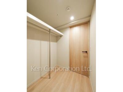 OIMACHI TRACKS RESIDENCEの写真 ウォークインクローゼット