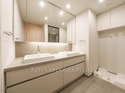 パウダールーム