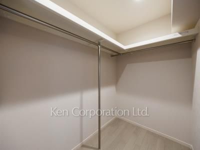 赤坂新坂ハウスの写真 ウォークインクローゼット