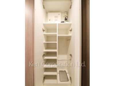 OIMACHI TRACKS RESIDENCEの写真 シューズクローゼット ※19階の同じ間取タイプを撮影。仕様が異なることがあります。