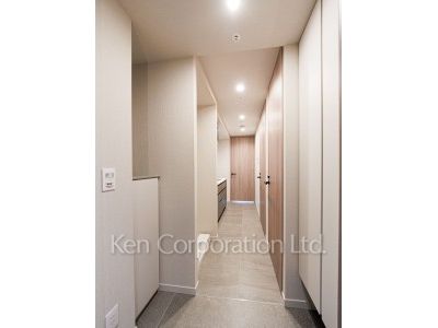 OIMACHI TRACKS RESIDENCEの写真 廊下 ※19階の同じ間取タイプを撮影。仕様が異なることがあります。