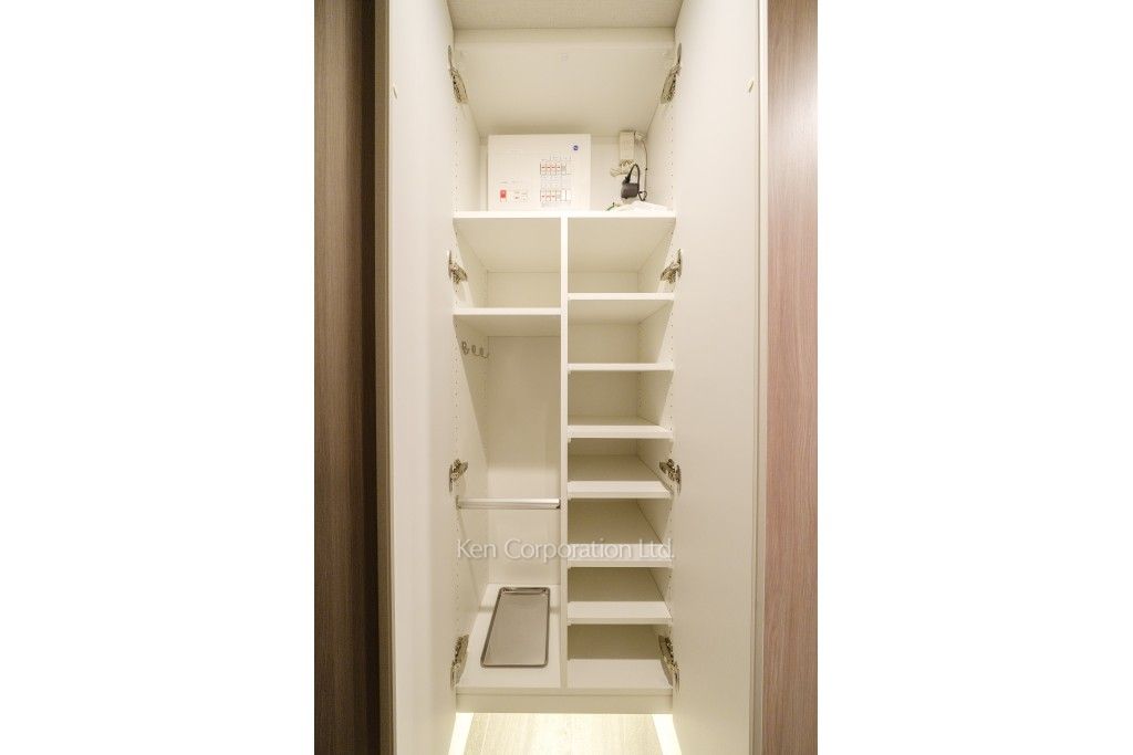 OIMACHI TRACKS RESIDENCEの写真 シューズクローゼット ※19階の同じ間取タイプを撮影。仕様が異なることがあります。
