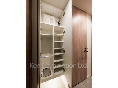 OIMACHI TRACKS RESIDENCEの写真 シューズクローゼット ※19階の同じ間取タイプを撮影。仕様が異なることがあります。