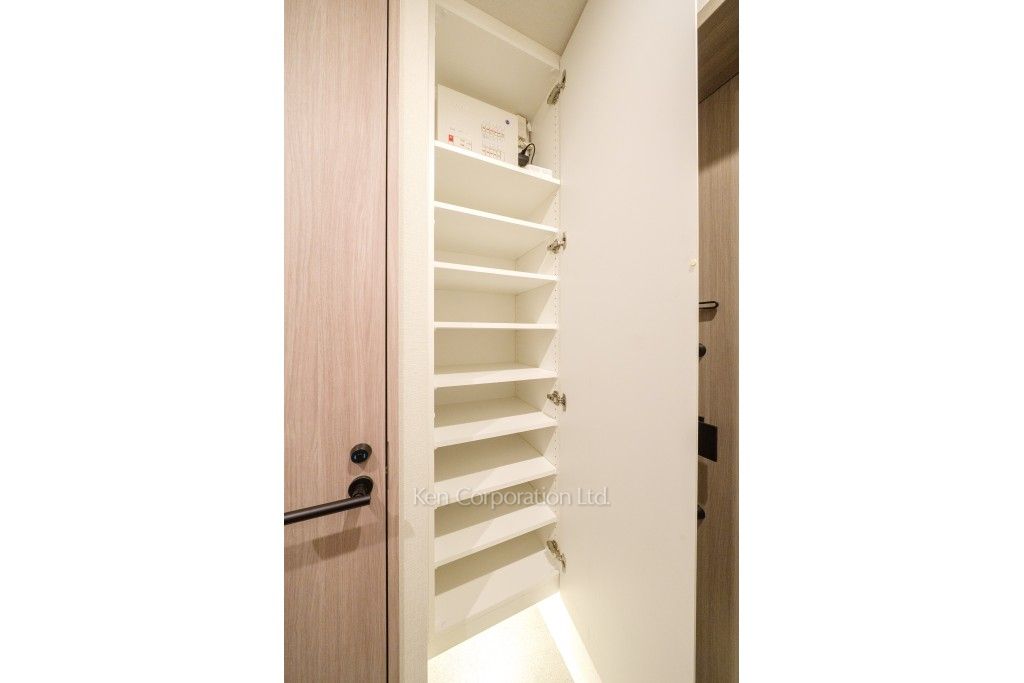 OIMACHI TRACKS RESIDENCEの写真 シューズクローゼット