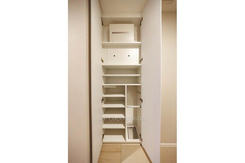 麻布台ヒルズ レジデンスBの写真 シューズクローゼット