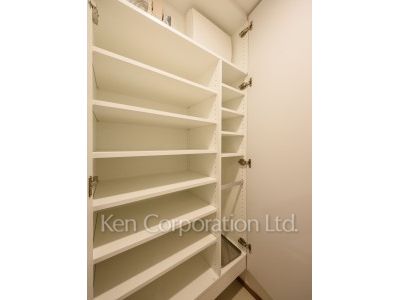 ENetial代官山の写真 シューズクローゼット ※7階の同じ間取タイプを撮影。仕様が異なることがあります。