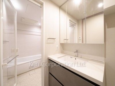 パウダールーム ※23階の同じ間取タイプを撮影。仕様が異なることがあります。