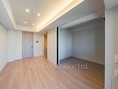 居室（LDなど） ※23階の同じ間取タイプを撮影。仕様が異なることがあります。