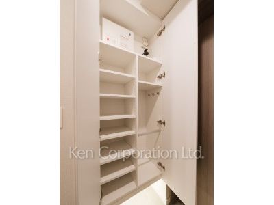 OIMACHI TRACKS RESIDENCEの写真 シューズクローゼット ※23階の同じ間取タイプを撮影。仕様が異なることがあります。