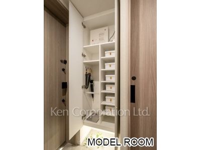 OIMACHI TRACKS RESIDENCEの写真 シューズクローゼット　クローゼット　※MODEL ROOM ※23階の同じ間取タイプを撮影。仕様が異なることがあります。