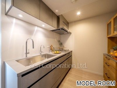 OIMACHI TRACKS RESIDENCEの写真 キッチン　※MODEL ROOM ※23階の同じ間取タイプを撮影。仕様が異なることがあります。