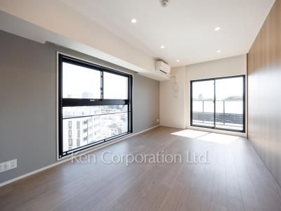 居室（LDなど） ※7階の同じ間取タイプを撮影。仕様が異なることがあります。