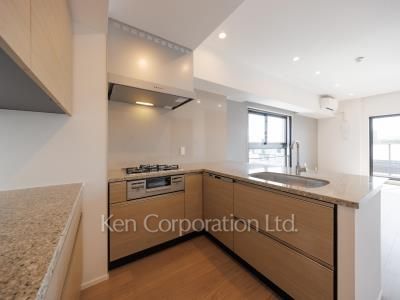 キッチン ※7階の同じ間取タイプを撮影。仕様が異なることがあります。