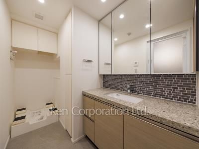 パウダールーム ※7階の同じ間取タイプを撮影。仕様が異なることがあります。