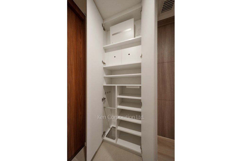 麻布台ヒルズ レジデンスBの写真 シューズクローゼット